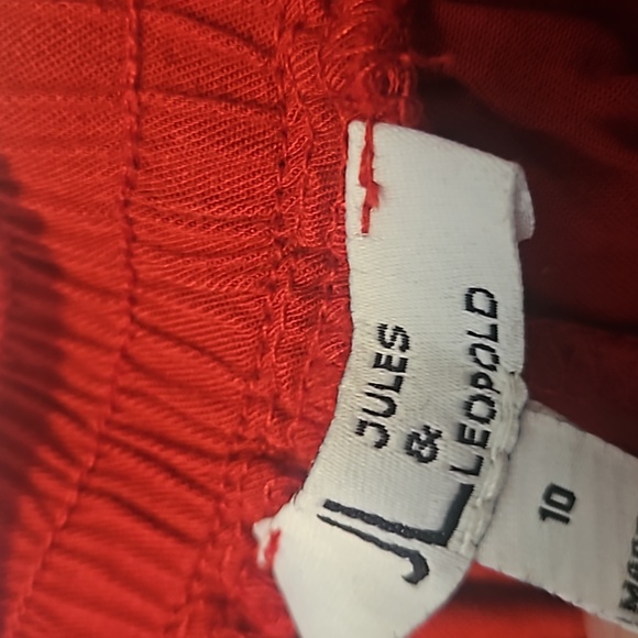 2/ $20 Jules and Leopold a line skirt with built in tie - Picture 2 of 2